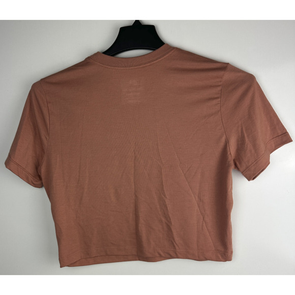 NWT 2024 Nike Essential Cropped T-Shirt Slim Fit Tee Modern Center Swoosh Large - Picture 5 of 11